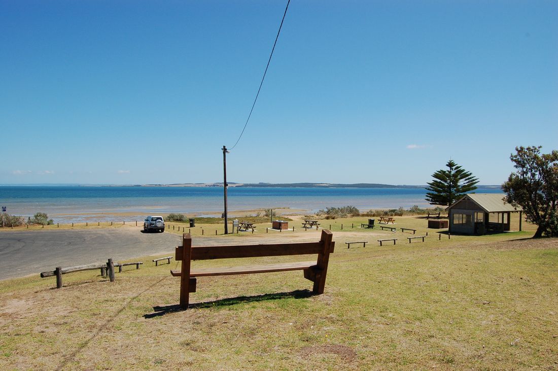 Is Coronet Bay, VIC a good place to live?